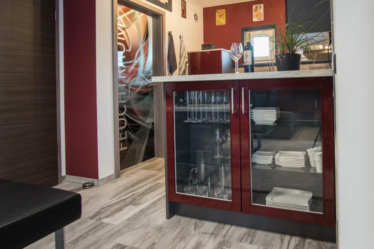 Bodensee-Fewo Modernes & Top-Ausgestattetes Appartement Incl Netflix, Fahrradgarage Uhldingen-Mühlhofen Kültér fotó