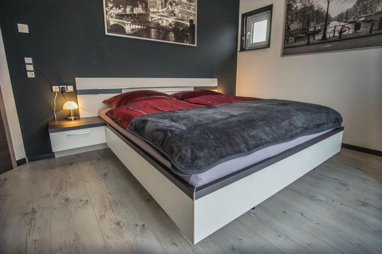 Bodensee-Fewo Modernes & Top-Ausgestattetes Appartement Incl Netflix, Fahrradgarage Uhldingen-Mühlhofen Kültér fotó